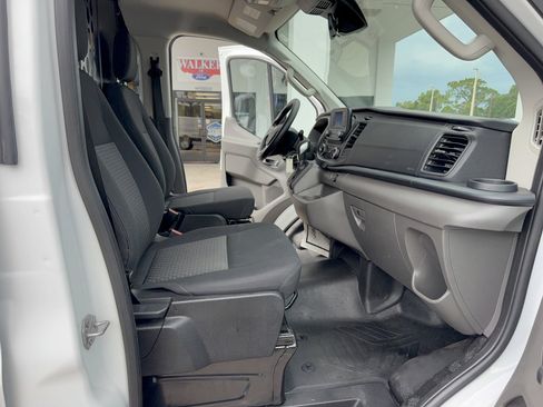 Certified 2025 Ford Transit 250 Low Roof w/ Exterior Upgrade Package RWD image 15