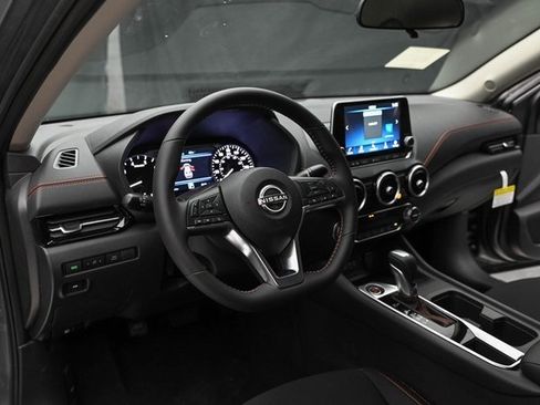 New 2025 Nissan Sentra SR image 26