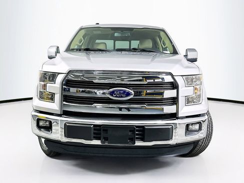 Used 2016 Ford F150 Lariat RWD image 5
