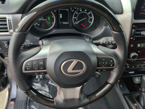 Used 2023 Lexus GX 460 Premium image 14