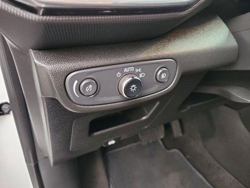 Used 2023 Chevrolet TrailBlazer LT w/ Convenience Package image 20