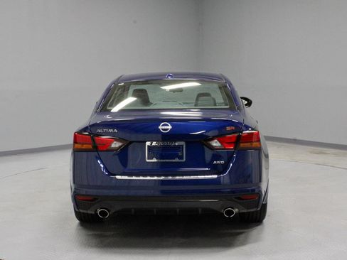 Certified 2023 Nissan Altima 2.5 SR AWD/4WD image 10