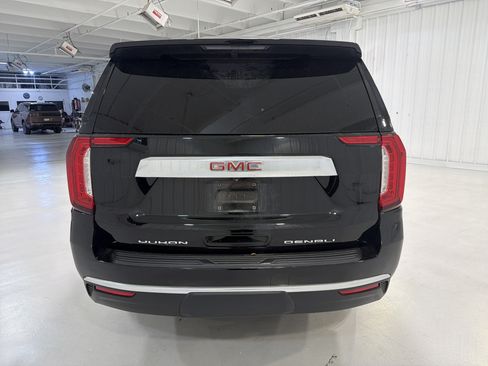 Used 2022 GMC Yukon XL Denali AWD/4WD image 4