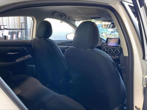 Used 2025 Nissan Sentra SR FWD image 20