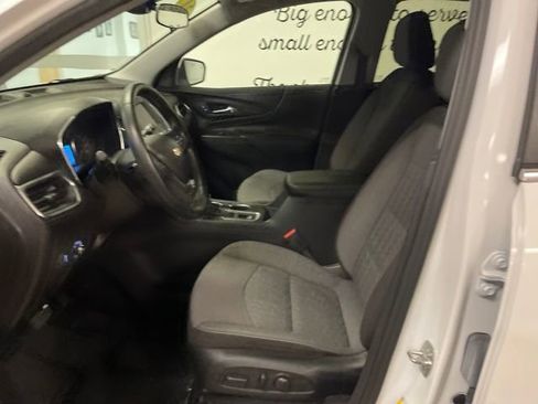 Used 2024 Chevrolet Equinox LT image 10
