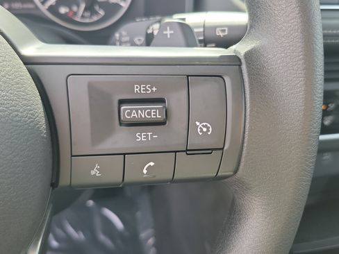 Used 2023 Nissan Rogue S FWD image 26