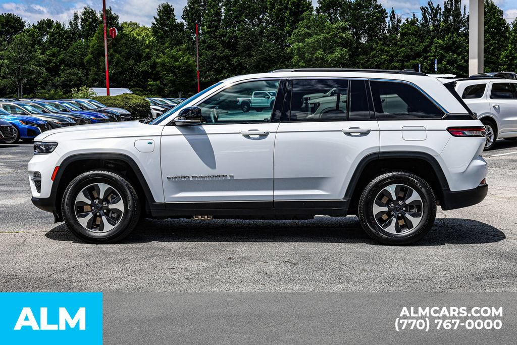 Used 2024 Jeep Grand Cherokee Limited 4xe AWD/4WD image 8