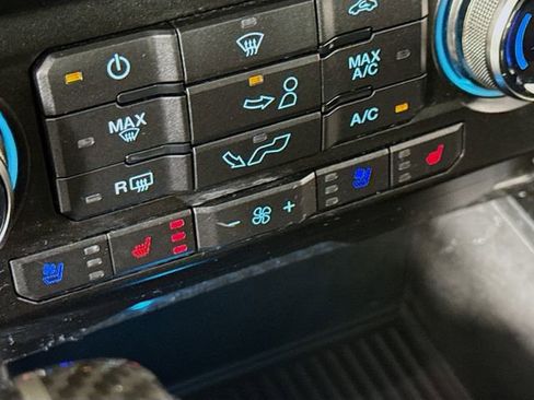 Certified 2018 Ford F150 Raptor w/ Equipment Group 802A Luxury image 21