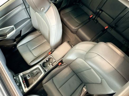 New 2025 Audi Q3 2.0T Premium image 19
