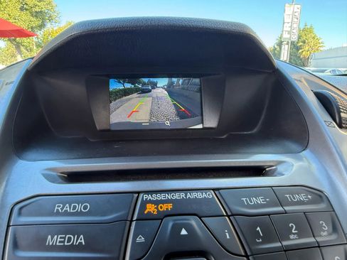 Used 2018 Ford Transit Connect XLT image 32