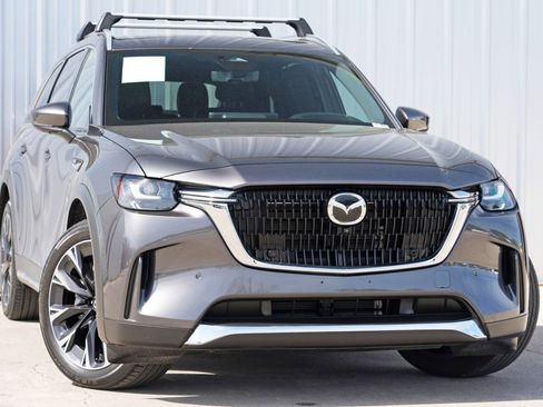 Used 2024 MAZDA CX-90 Plug-In Hybrid w/ Premium Plus image 2