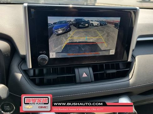 Used 2024 Toyota RAV4 XLE AWD/4WD image 29