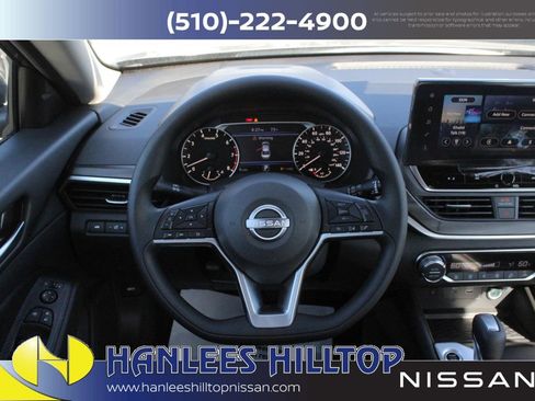 New 2025 Nissan Altima 2.5 SV w/ SV Special Edition Package image 17