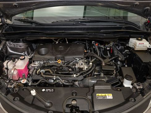 Used 2021 Toyota Sienna XLE w/ XLE Plus Package image 21