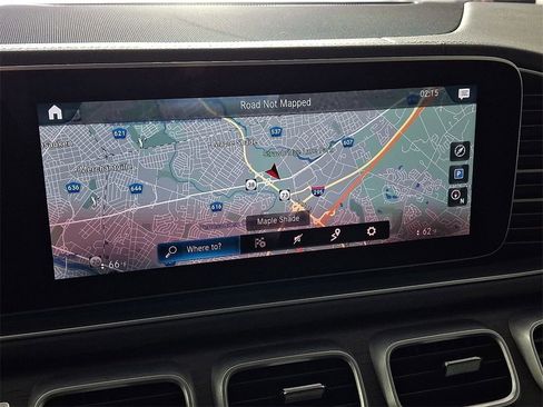 Used 2021 Mercedes-Benz GLS 450 4MATIC image 18