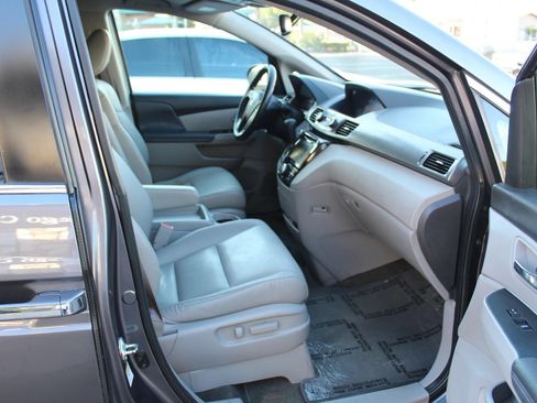 Used 2015 Honda Odyssey EX-L image 10