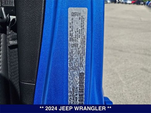 New 2024 Jeep Wrangler Sahara w/ Technology Group image 30
