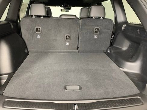 New 2025 Jeep Grand Cherokee Altitude image 15