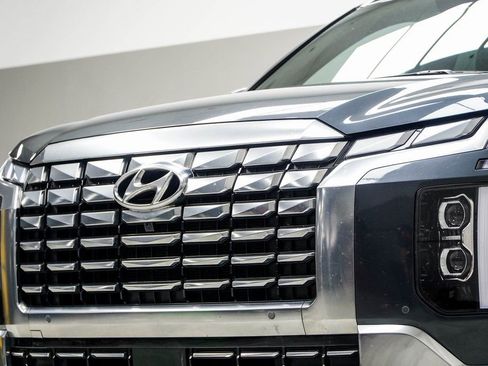Used 2024 Hyundai Palisade Calligraphy AWD/4WD image 2
