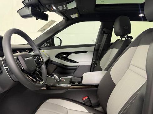 New 2026 Land Rover Range Rover Evoque Hoxton AWD/4WD image 5