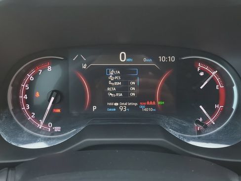 Used 2025 Toyota RAV4 XLE FWD image 21