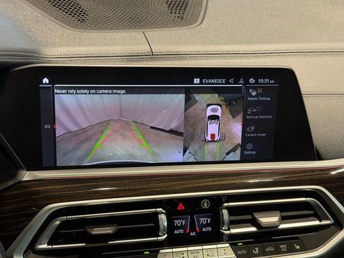 Used 2020 BMW X5 sDrive40i w/ Premium Package image 9