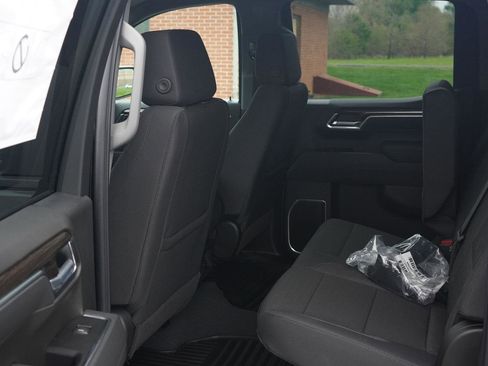 New 2026 Chevrolet Silverado 1500 LT w/ Z71 Off-Road Package AWD/4WD image 26