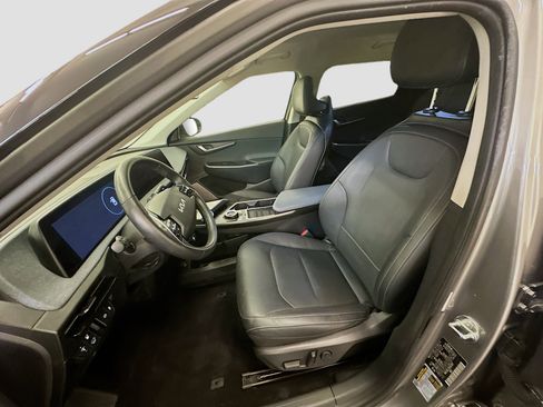 Used 2024 Kia EV6 Wind w/ Wind Technology Package image 13