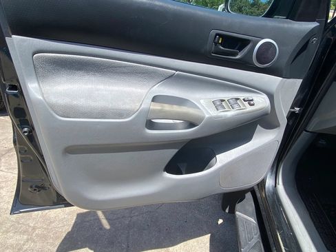 Used 2010 Toyota Tacoma PreRunner RWD image 16