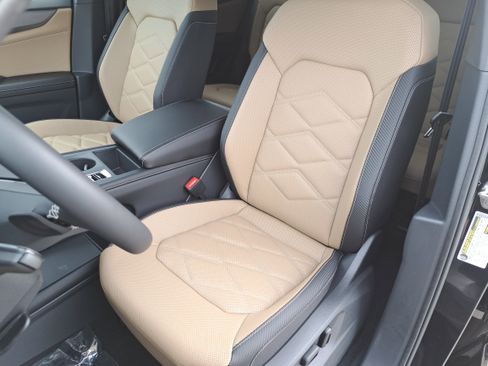 New 2026 Volkswagen Atlas Cross Sport SE AWD/4WD image 14