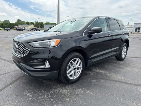 Used 2023 Ford Edge SEL w/ Convenience Package AWD/4WD image 4