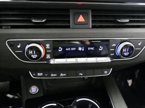 Used 2023 Audi A4 2.0T Premium Plus image 21