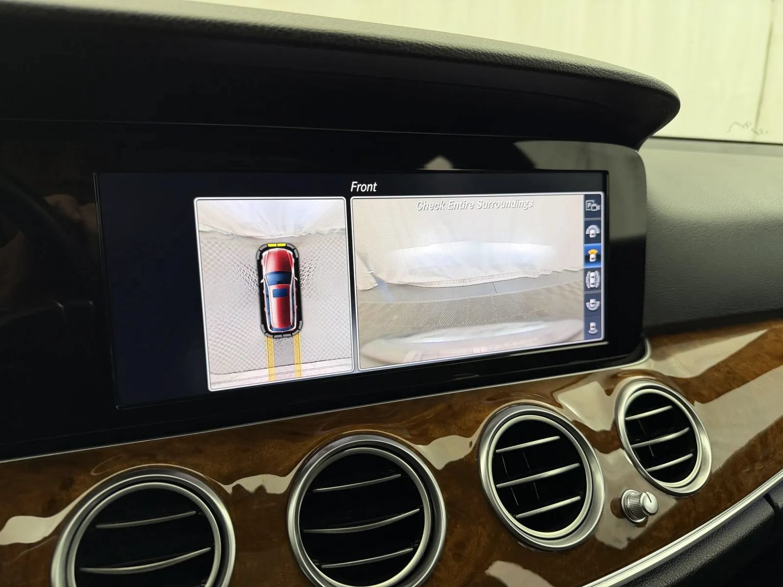 Used 2019 Mercedes-Benz E 450 4MATIC Wagon image 35