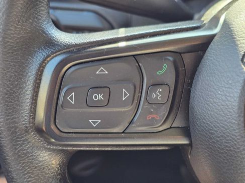 Used 2018 Jeep Wrangler Sport AWD/4WD image 29