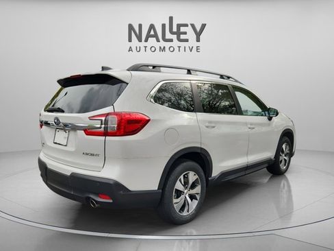 Used 2023 Subaru Ascent Premium w/ Convenience Package image 7