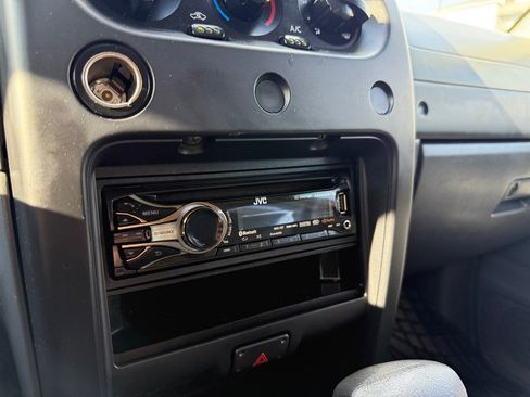 Used 2004 Nissan Xterra XE image 29