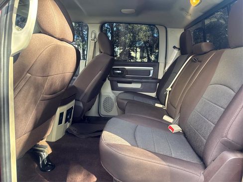 Used 2017 RAM 1500 Big Horn image 10