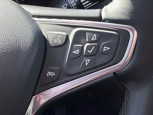 Used 2023 Chevrolet Equinox LT image 21