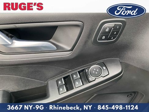 Used 2023 Ford Escape SE w/ PHEV Premium Package image 16