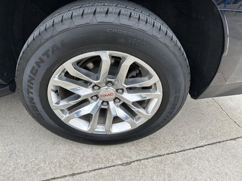 Used 2022 GMC Yukon SLT image 8