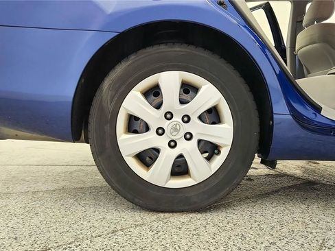 Used 2010 Toyota Camry SE FWD image 13