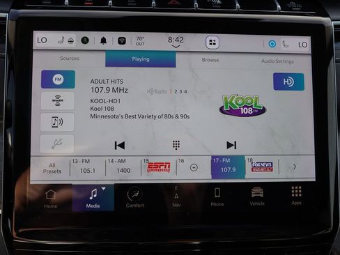Certified 2022 Jeep Grand Cherokee L Limited w/ Luxury Tech Group II AWD/4WD image 31