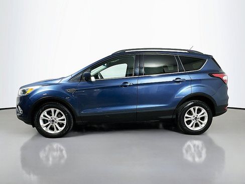 Used 2018 Ford Escape SE FWD image 4