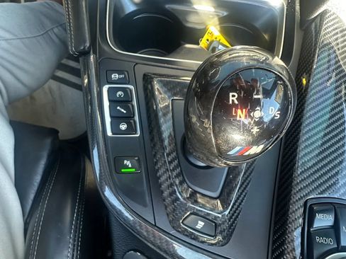 Used 2016 BMW M4 Convertible RWD image 24