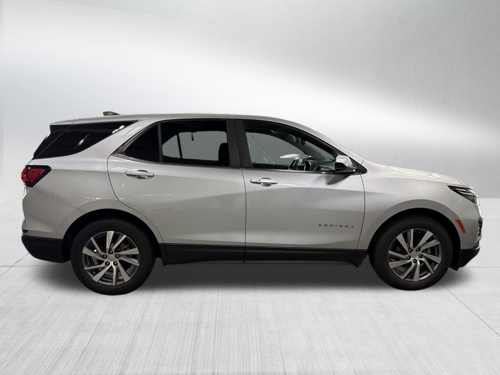 Used 2022 Chevrolet Equinox LT FWD image 7