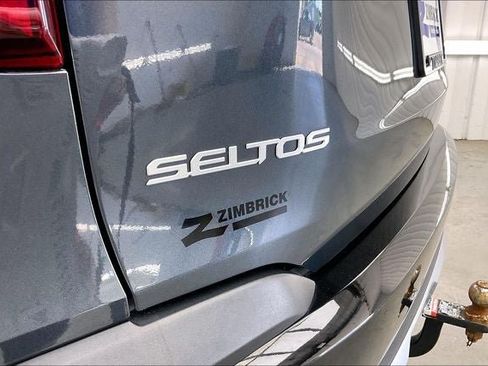 Used 2024 Kia Seltos SX w/ SX Sunroof Package AWD/4WD image 9