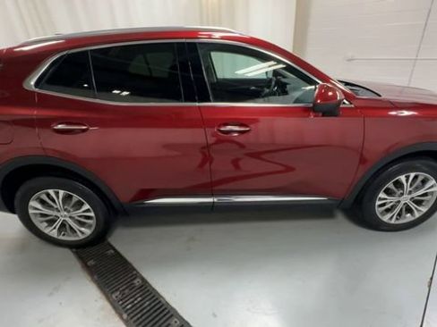 Used 2023 Buick Envision Preferred AWD/4WD image 9