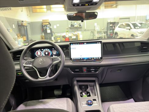 Certified 2026 Volkswagen Tiguan S AWD/4WD image 24