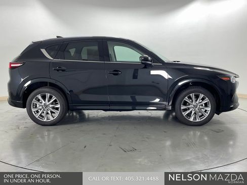 New 2025 MAZDA CX-5 AWD 2.5 S w/ Premium Plus Pkg image 5