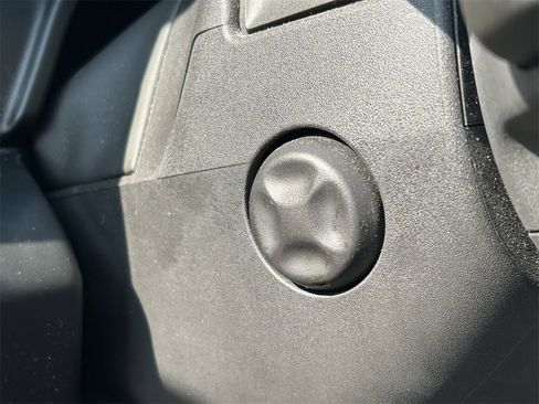 Used 2022 GMC Sierra 1500 AT4X image 30